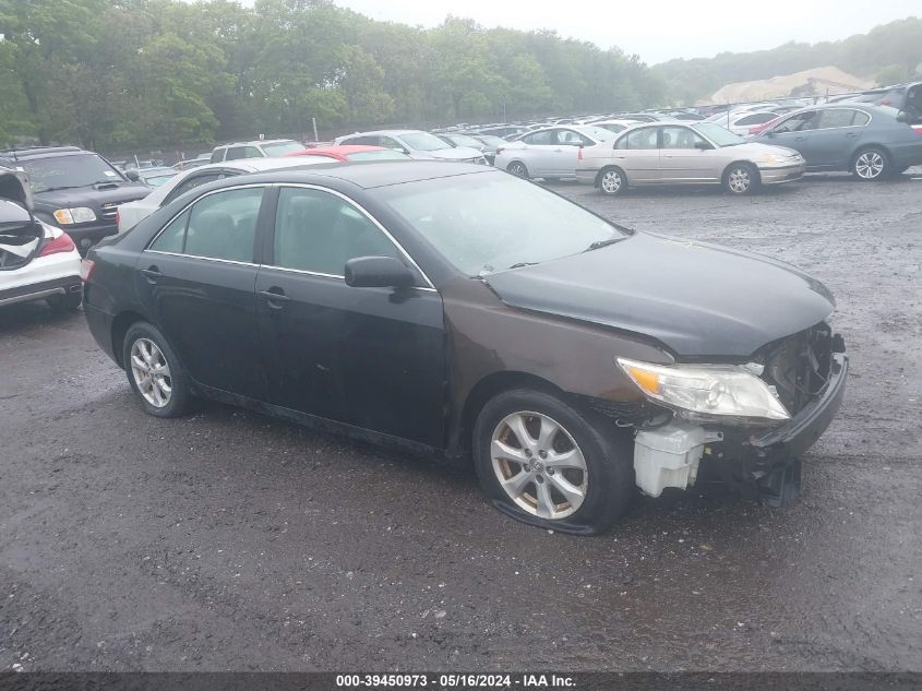 2011 TOYOTA CAMRY LE