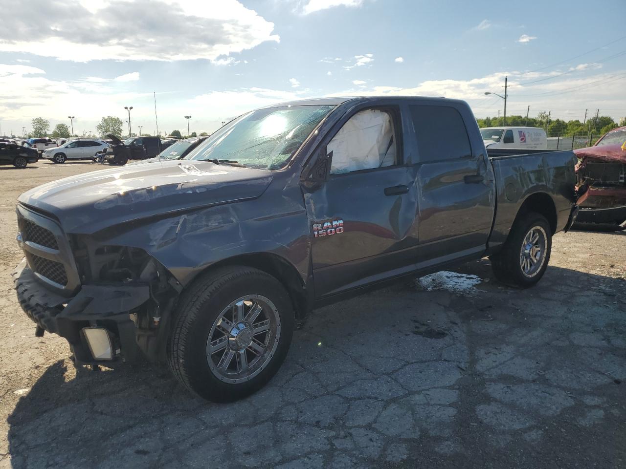 2018 RAM 1500 ST