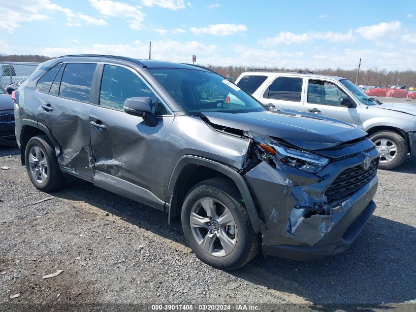 2022 TOYOTA RAV4 XLE HYBRID