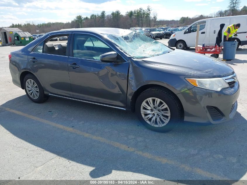 2014 TOYOTA CAMRY LE