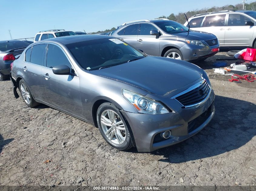 2015 INFINITI Q40