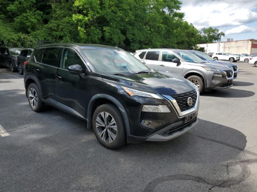 2021 NISSAN ROGUE SV