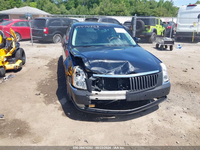 2011 CADILLAC DTS PLATINUM COLLECTION