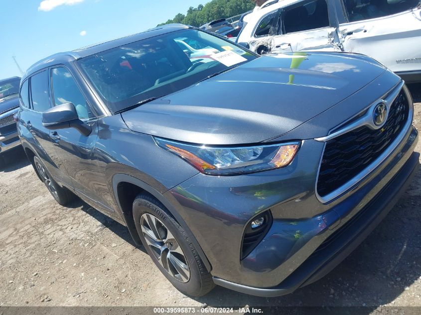 2020 TOYOTA HIGHLANDER XLE