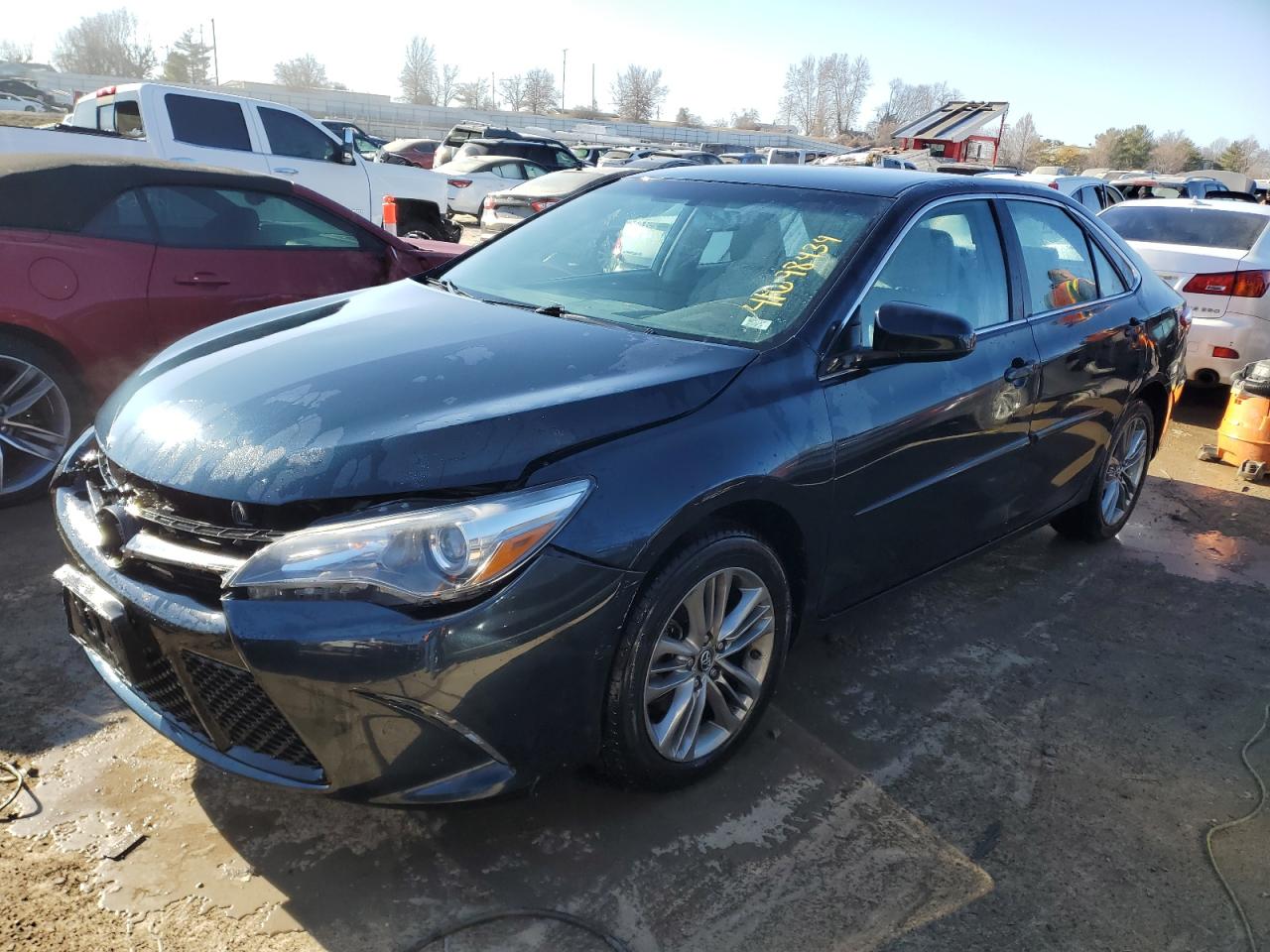 2017 TOYOTA CAMRY LE