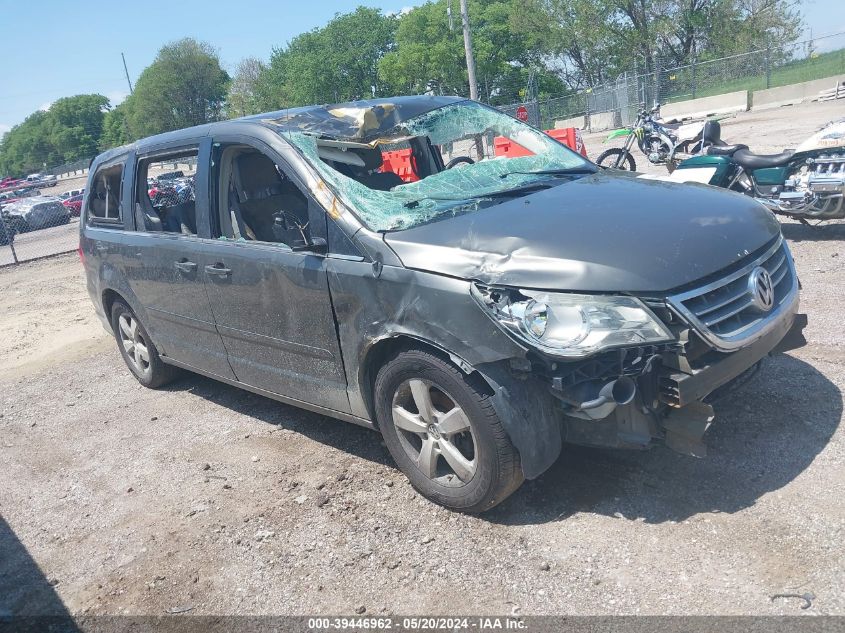 2010 VOLKSWAGEN ROUTAN SE