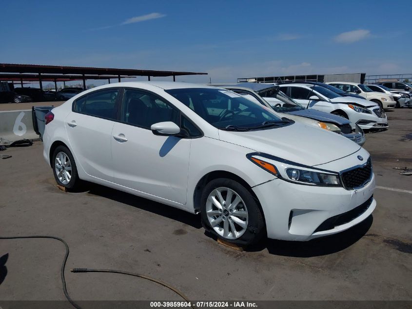 2017 KIA FORTE LX