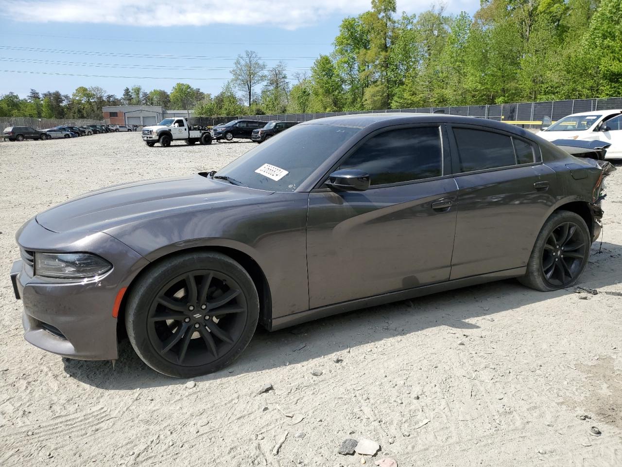 2017 DODGE CHARGER SXT