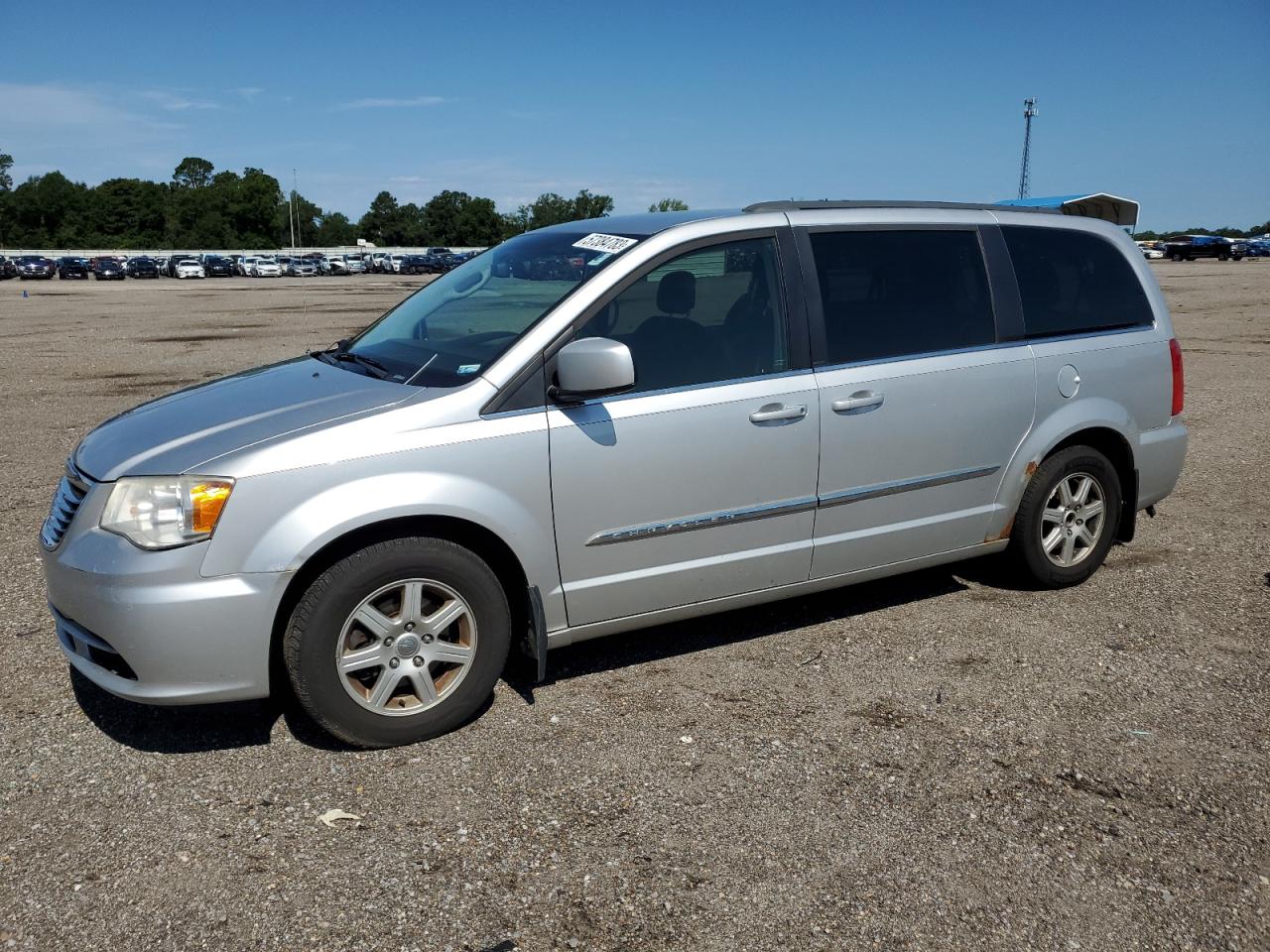 2011 CHRYSLER TOWN & COUNTRY TOURING