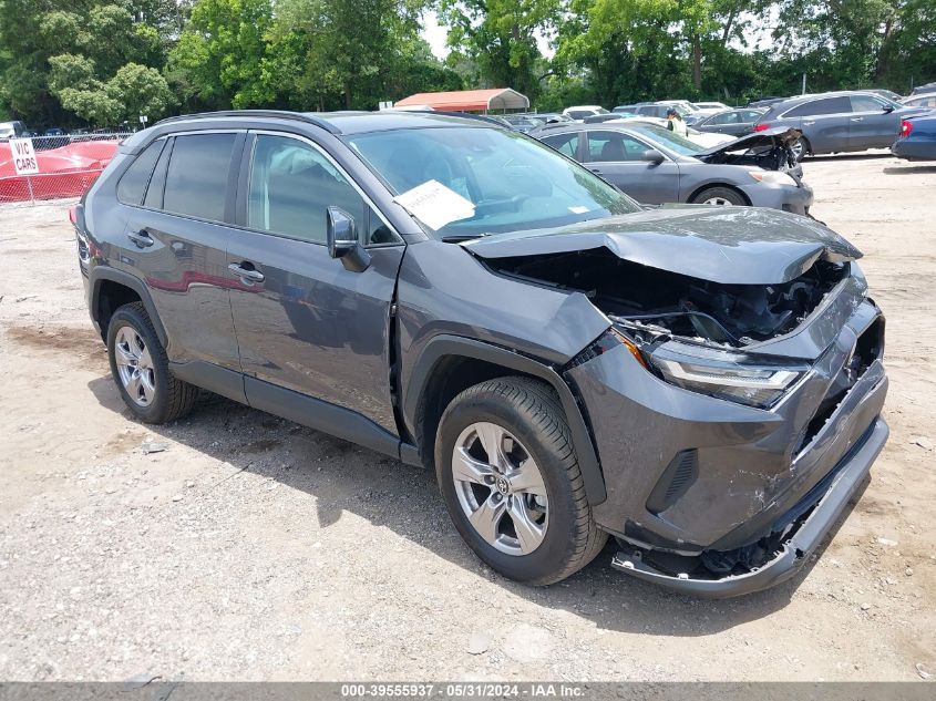 2022 TOYOTA RAV4 XLE