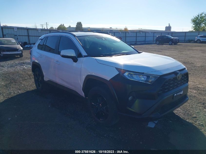 2021 TOYOTA RAV4 XLE