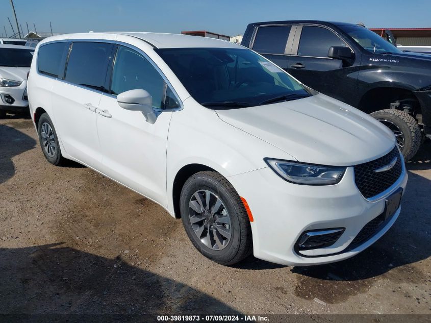 2022 CHRYSLER PACIFICA HYBRID TOURING L