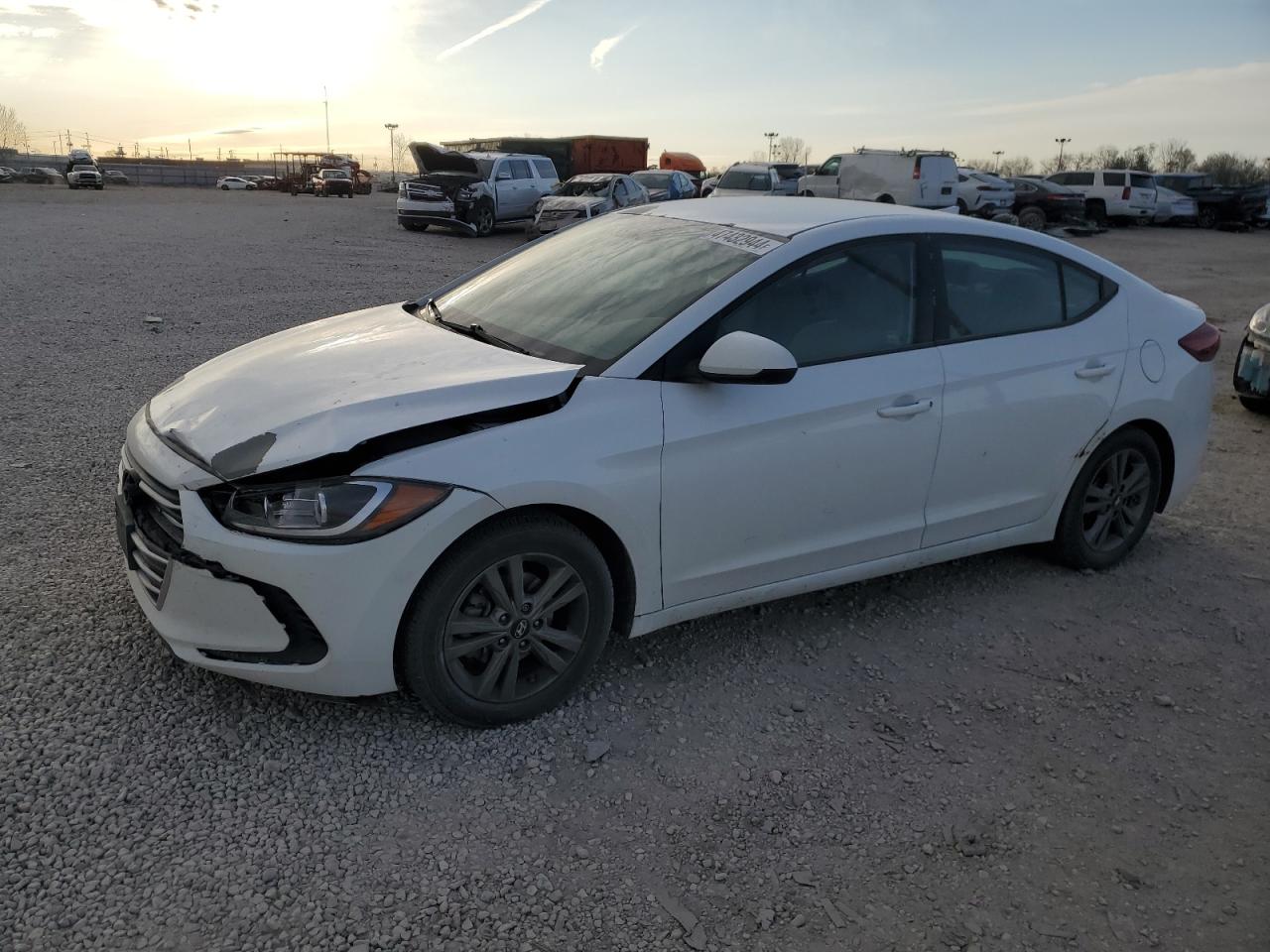 2017 HYUNDAI ELANTRA SE