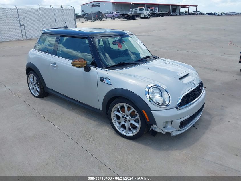 2012 MINI COOPER S