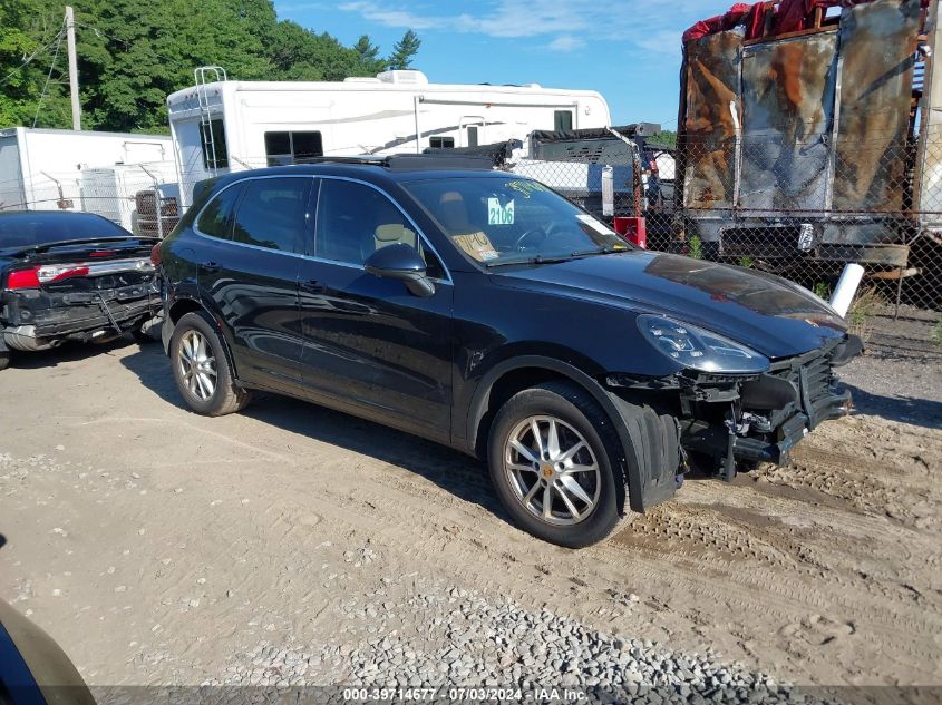 2016 PORSCHE CAYENNE