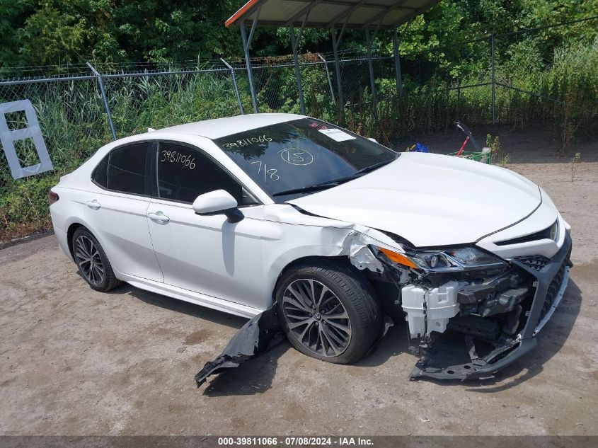 2019 TOYOTA CAMRY SE