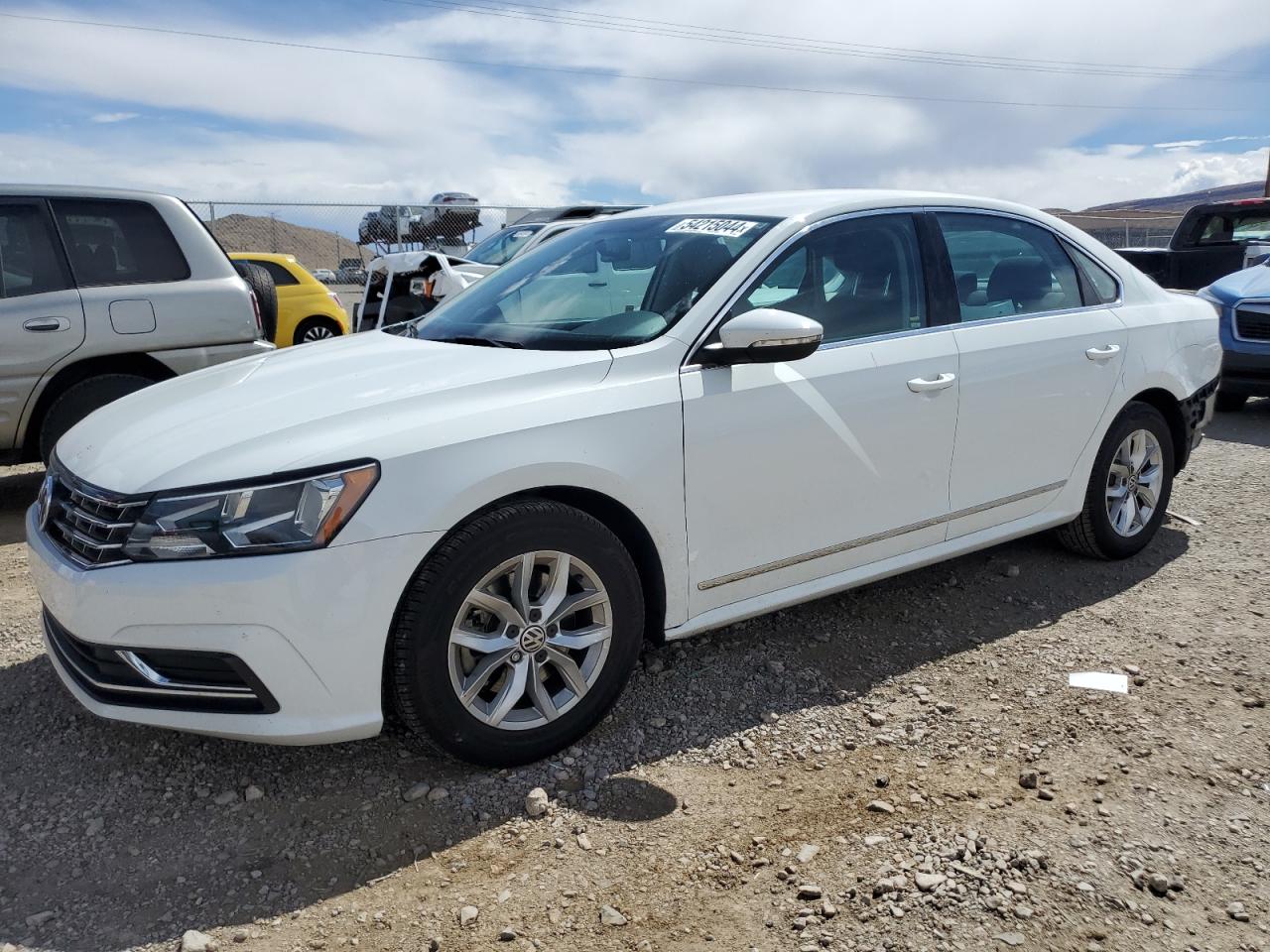 2016 VOLKSWAGEN PASSAT S