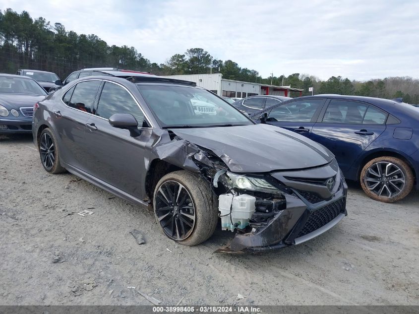 2018 TOYOTA CAMRY XSE