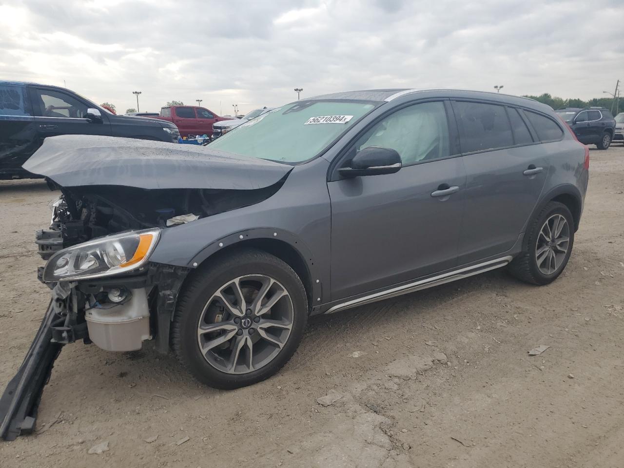 2018 VOLVO V60 CROSS COUNTRY PREMIER