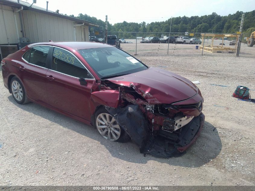 2019 TOYOTA CAMRY LE