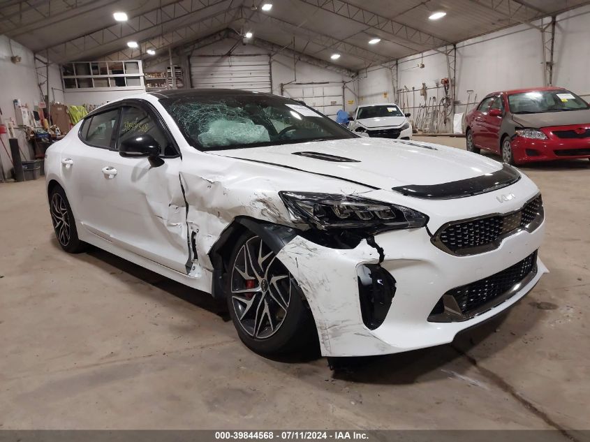 2023 KIA STINGER GT-LINE