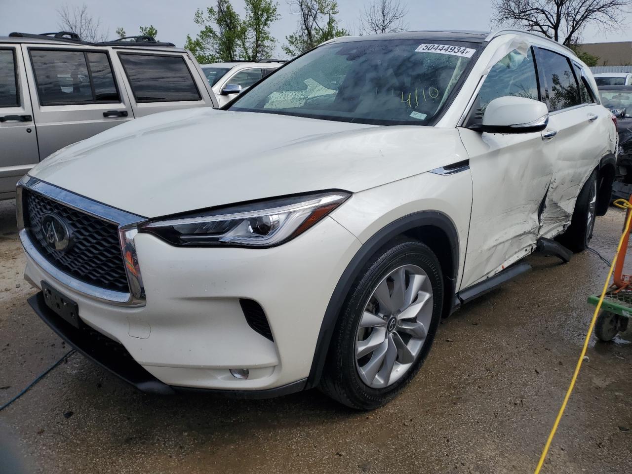 2021 INFINITI QX50 LUXE