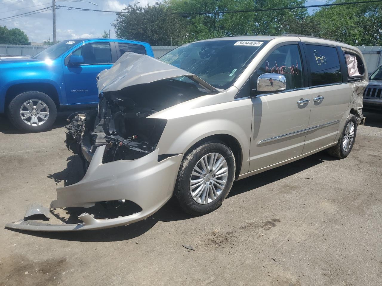 2016 CHRYSLER TOWN & COUNTRY TOURING L