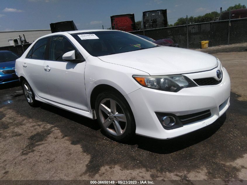 2012 TOYOTA CAMRY SE