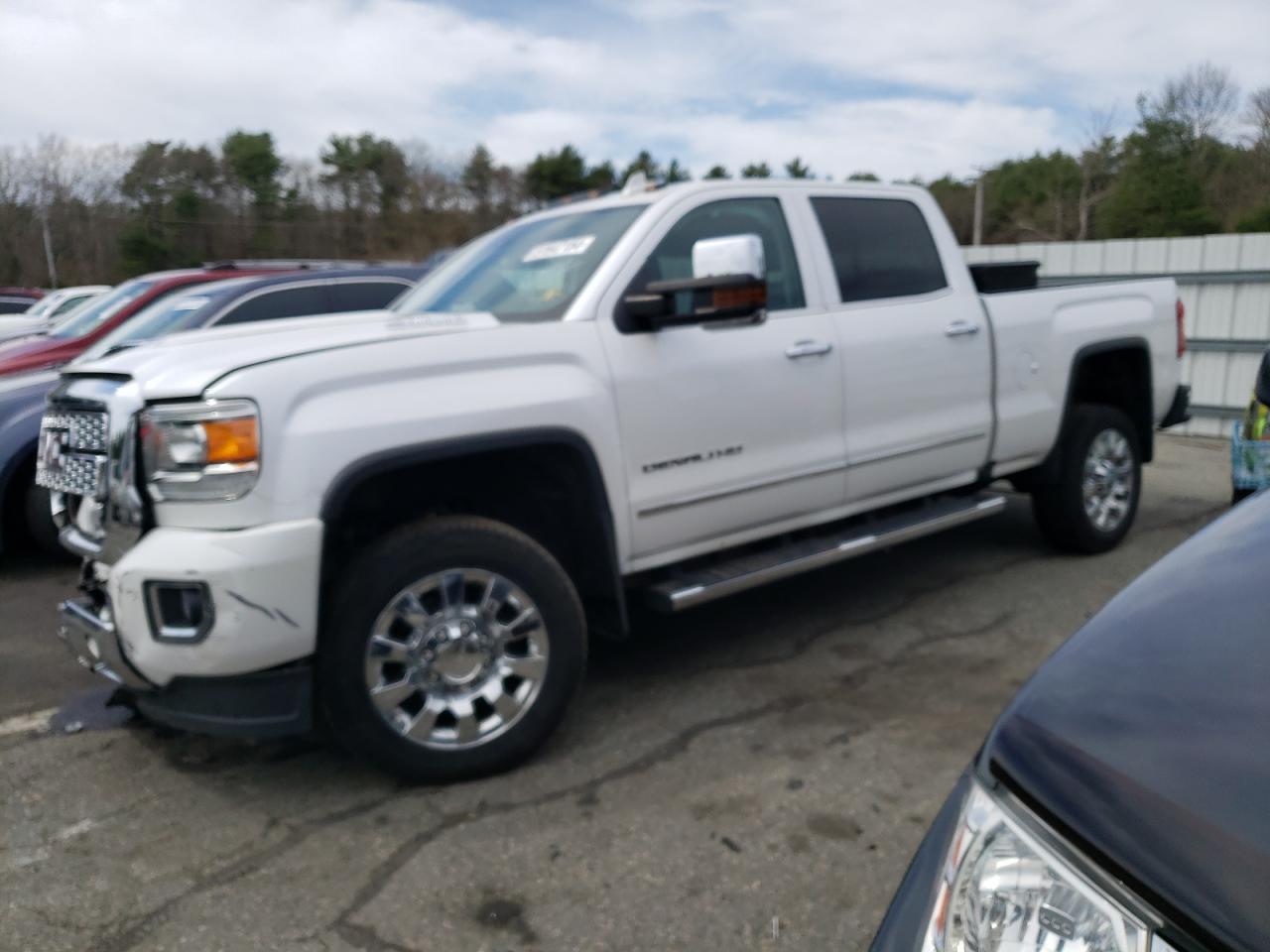 2019 GMC SIERRA K2500 DENALI