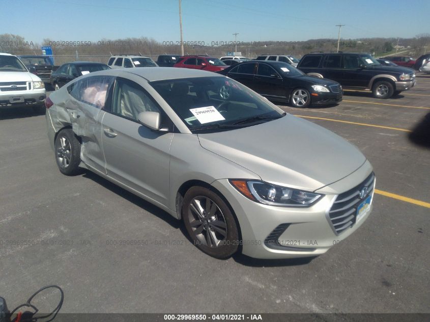 2017 HYUNDAI ELANTRA SE