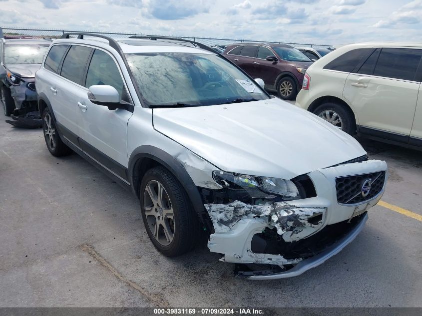 2015 VOLVO XC70 T6 PLATINUM