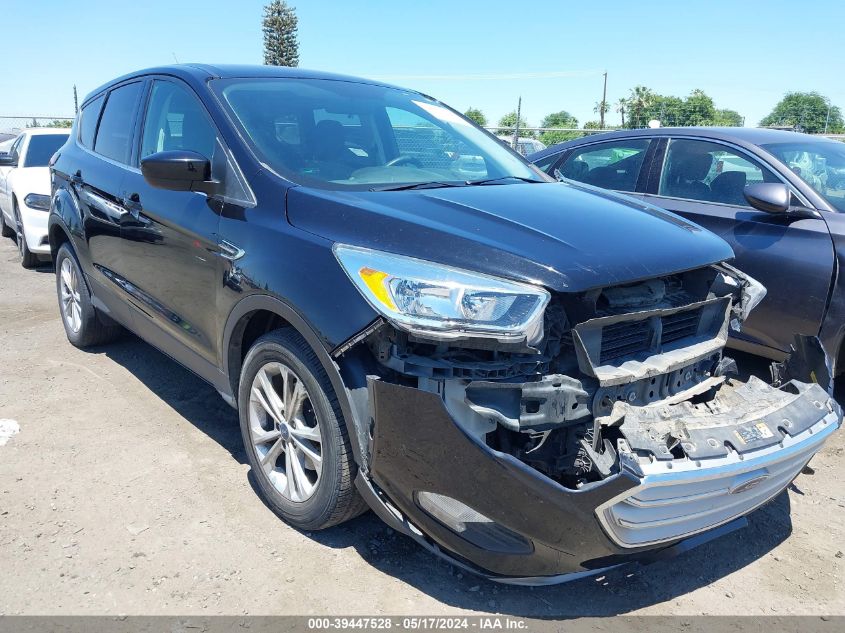 2019 FORD ESCAPE SE