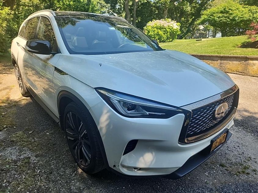 2021 INFINITI QX50 LUXE