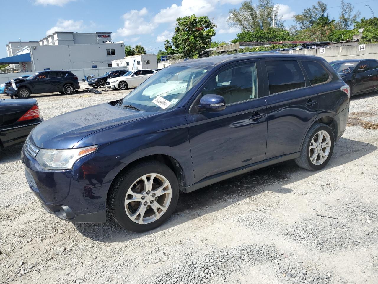 2014 MITSUBISHI OUTLANDER SE