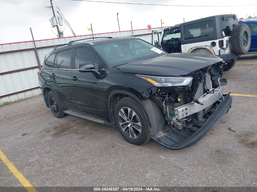 2023 TOYOTA HIGHLANDER XLE