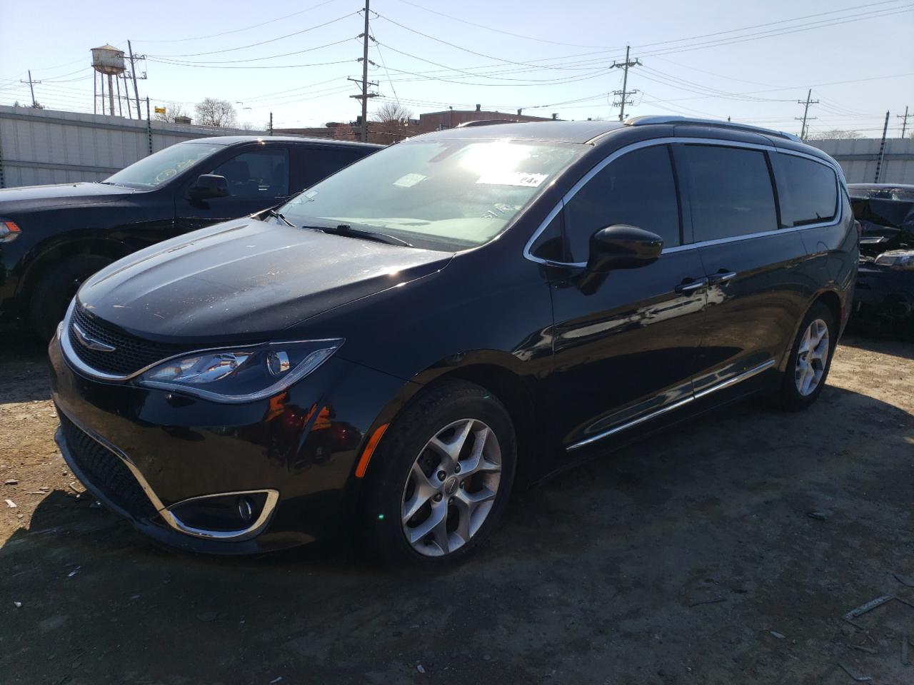 2020 CHRYSLER PACIFICA TOURING L