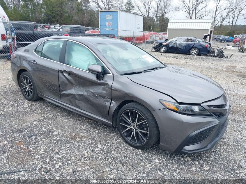 2021 TOYOTA CAMRY SE