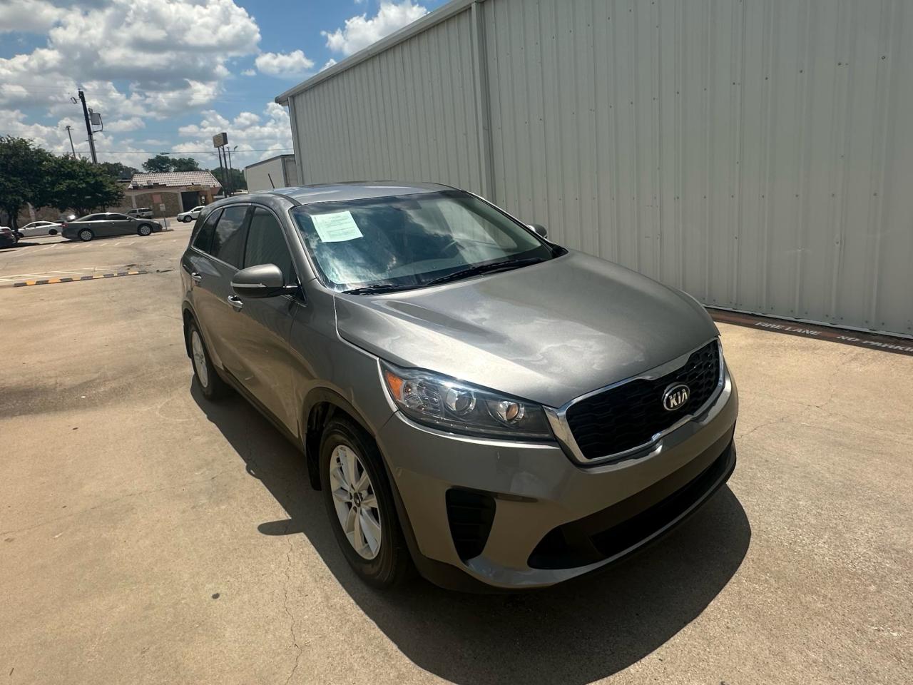 2019 KIA SORENTO LX