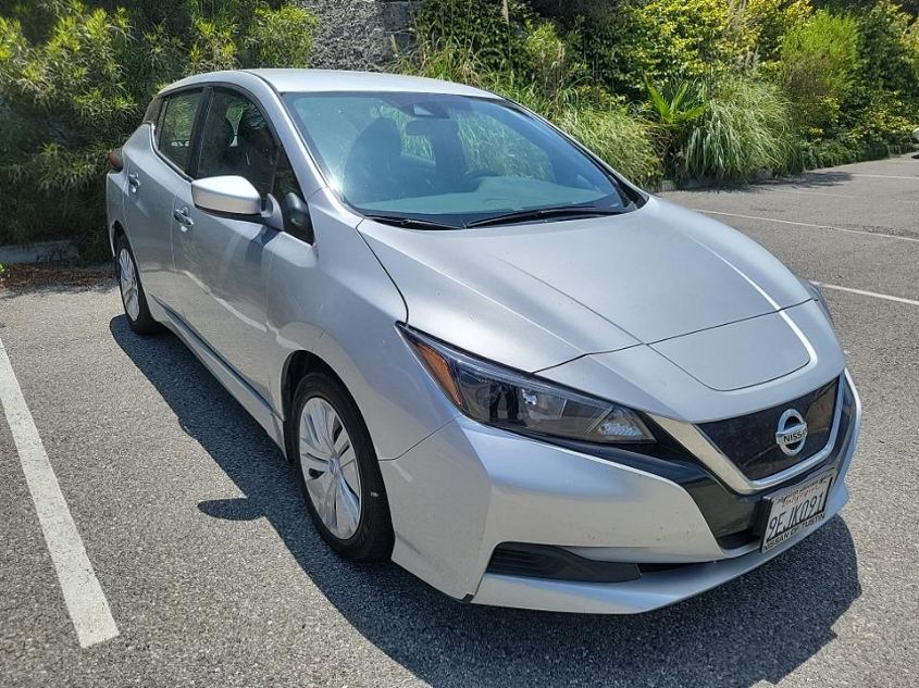 2022 NISSAN LEAF S