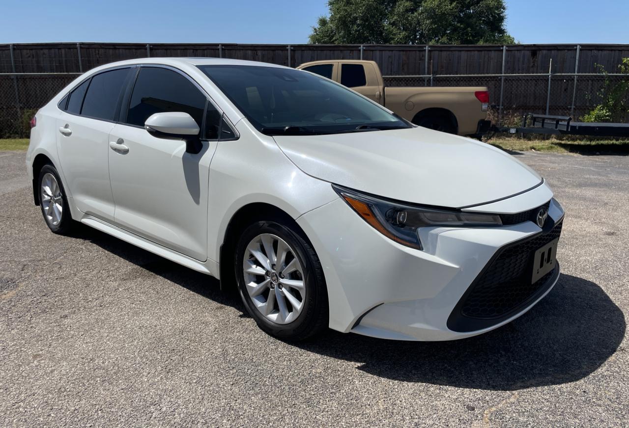 2020 TOYOTA COROLLA XLE