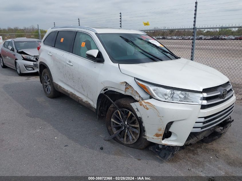 2019 TOYOTA HIGHLANDER XLE