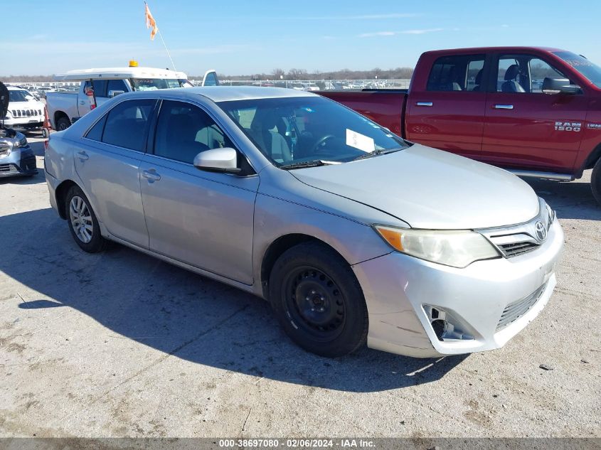 2013 TOYOTA CAMRY SE