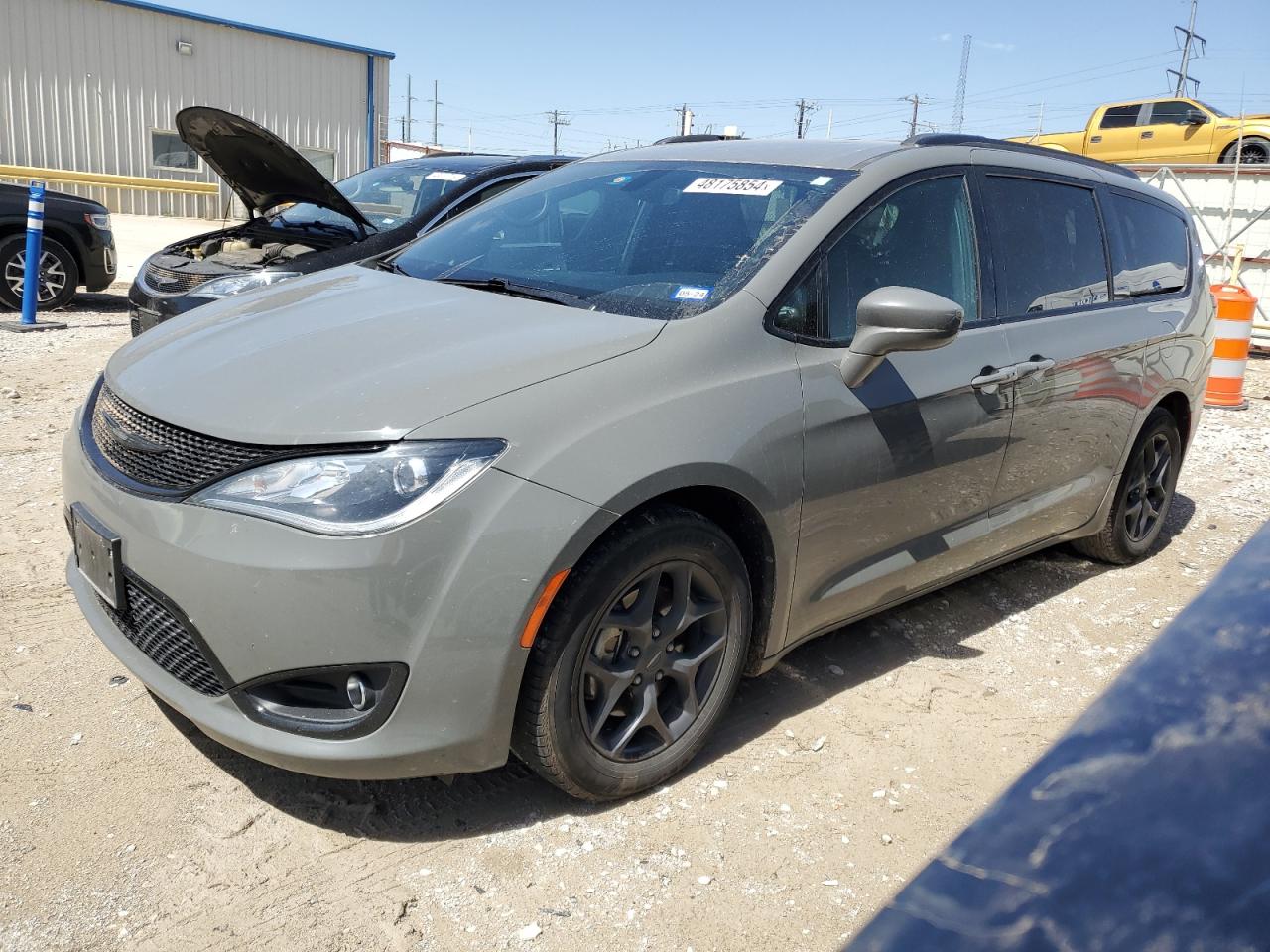 2020 CHRYSLER PACIFICA TOURING L