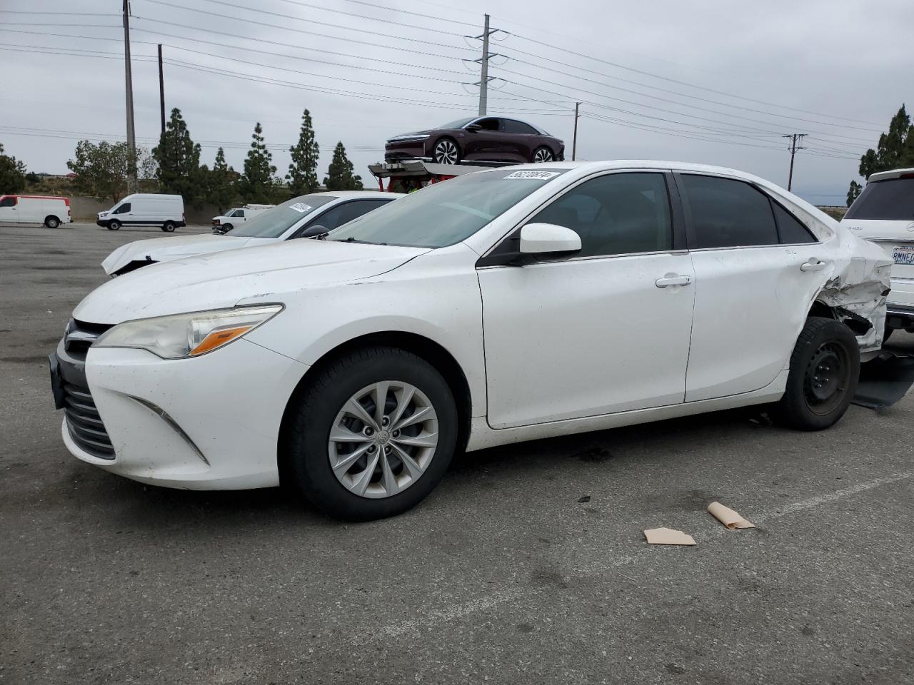 2016 TOYOTA CAMRY LE