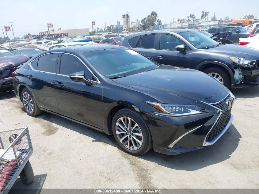 2022 LEXUS ES 300H