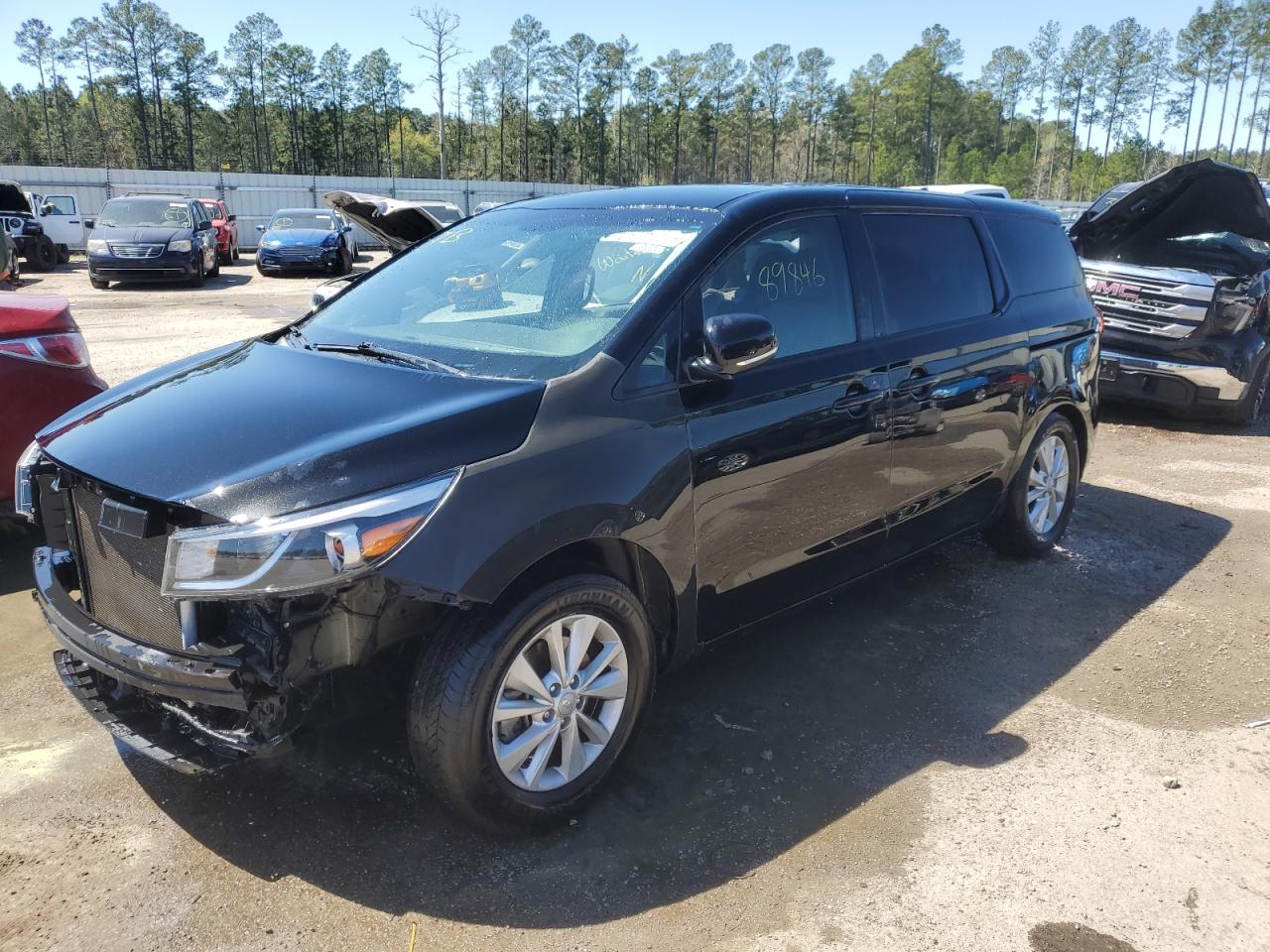 2017 KIA SEDONA LX