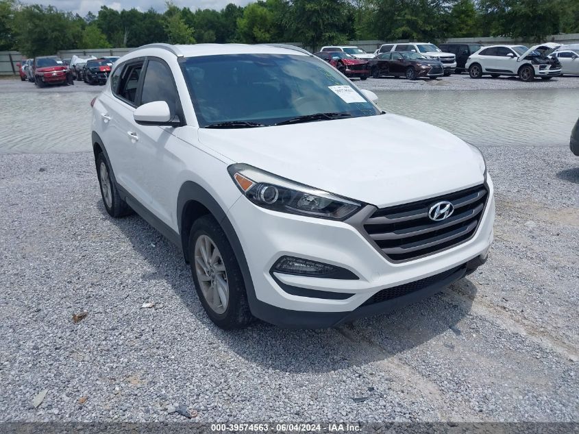 2016 HYUNDAI TUCSON SE