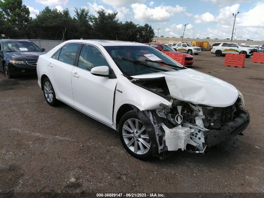 2012 TOYOTA CAMRY HYBRID XLE