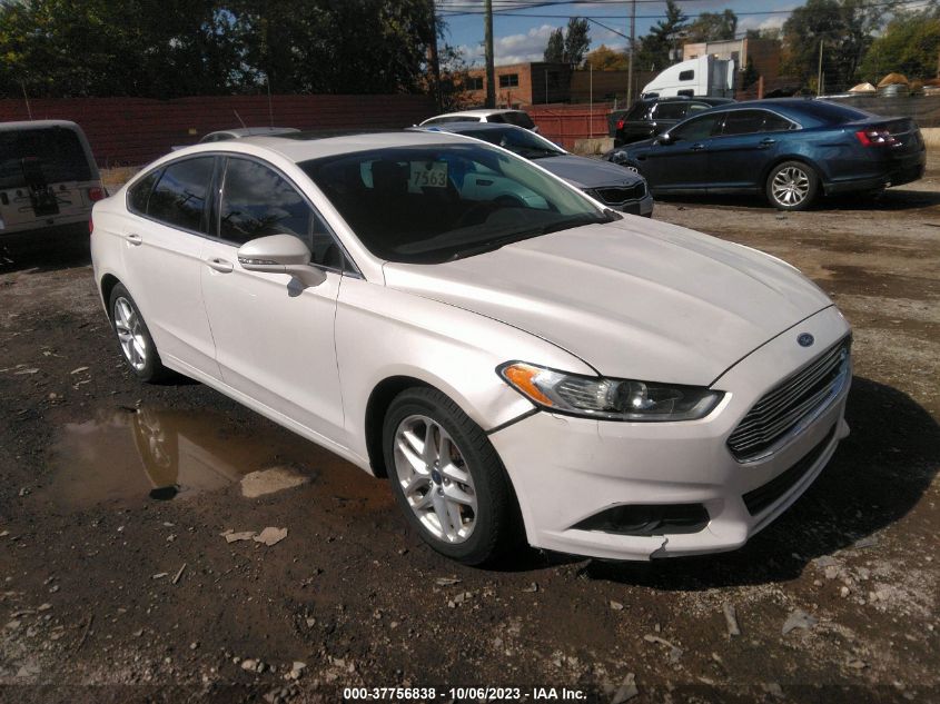 2015 FORD FUSION SE