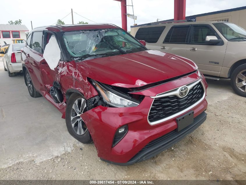 2020 TOYOTA HIGHLANDER XLE